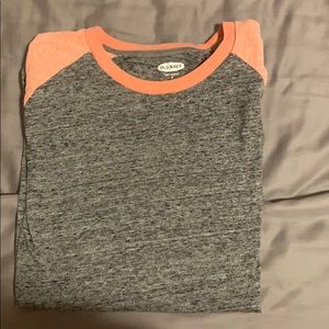 Old Navy Gray and Pink T-Shirt Men’s Medium